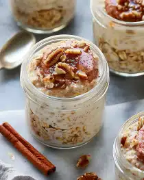 Cinnamon-Roll Overnight Oats