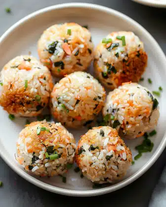Easy Tuna Rice Balls 6 Easy Tuna Rice Balls