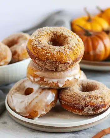 Vegan Baked Pumpkin Donuts