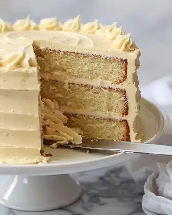 Simple Moist Vanilla Cake Recipe