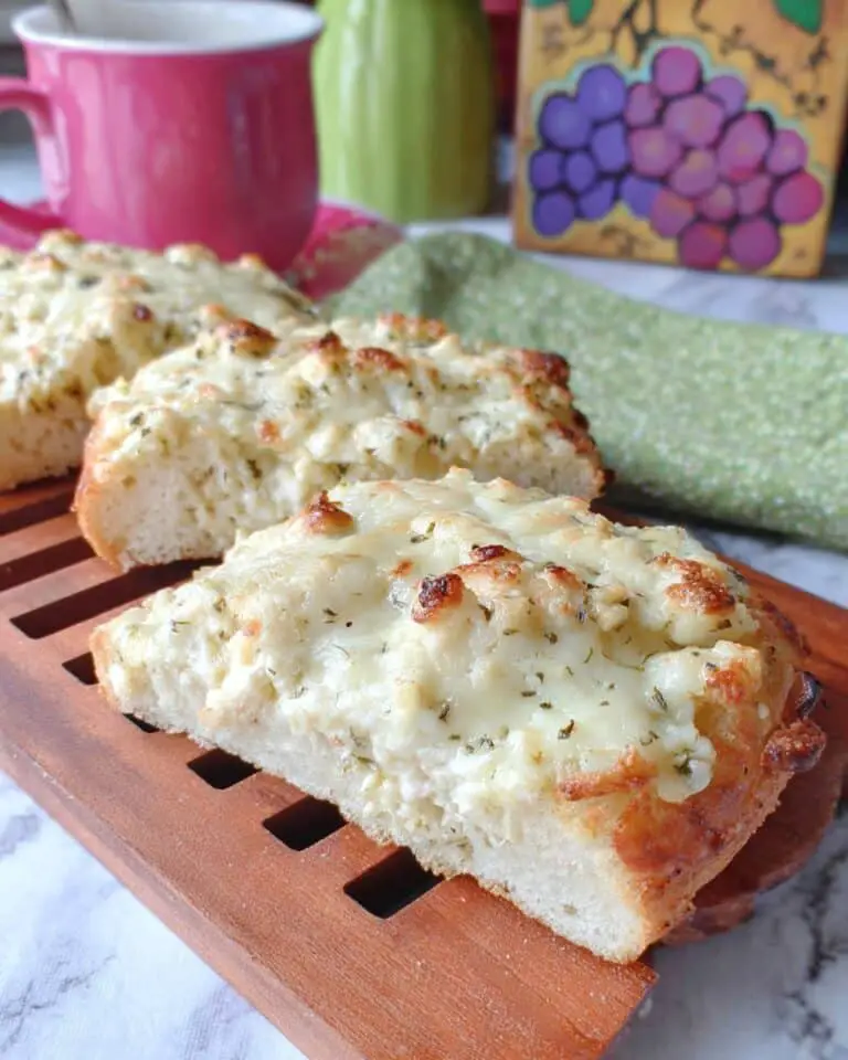 Chicken Alfredo Garlic Bread Pizza Recipe