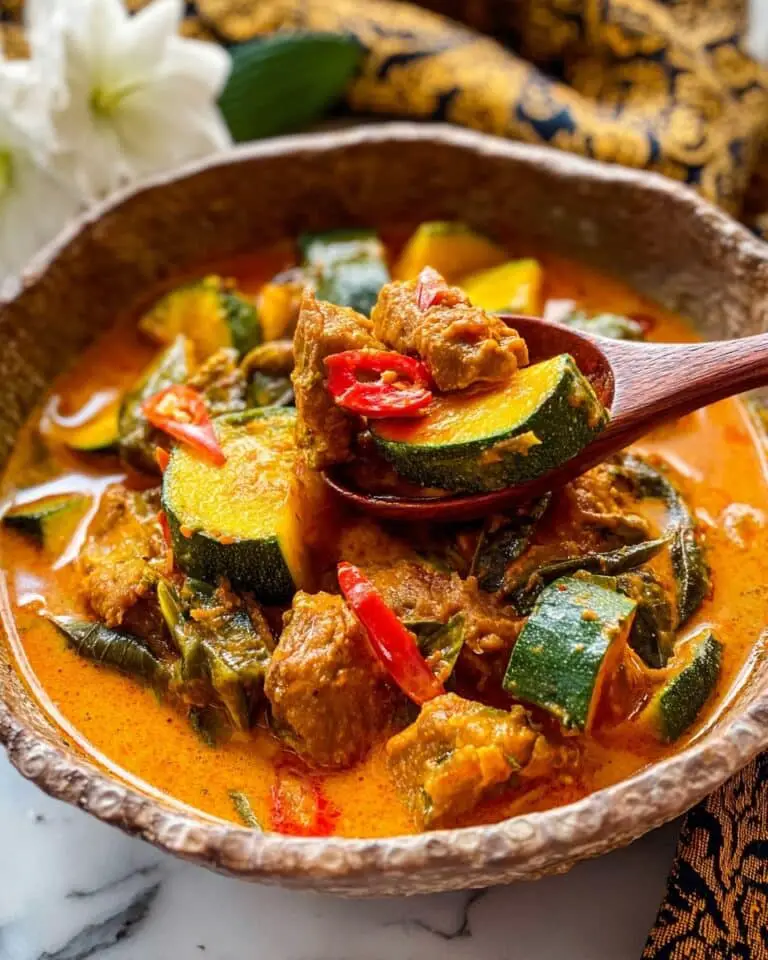 The Best Thai Kabocha Squash Curry Recipe