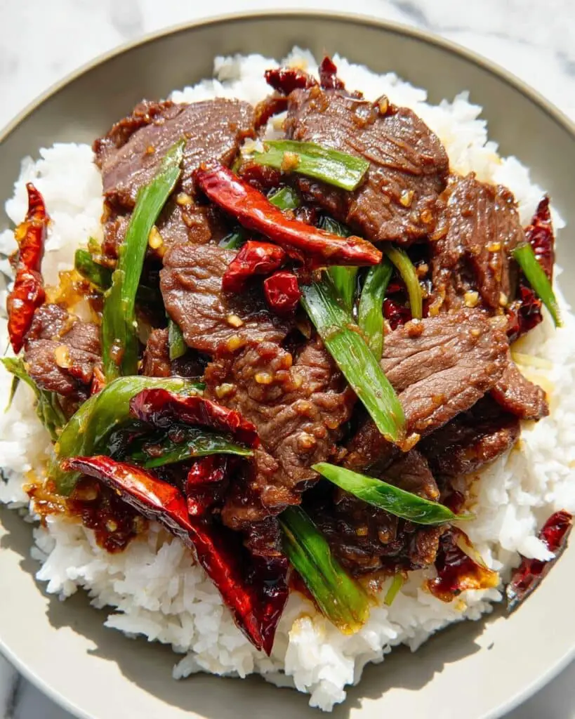 Spicy Stir-Fried Beef with Red Peppers and Green Onions Recipe