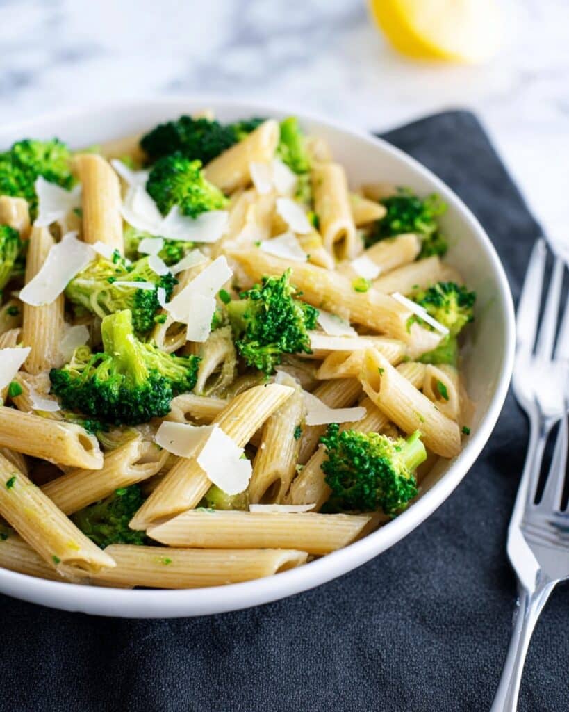 Easy Lemon Broccoli Pasta Recipe