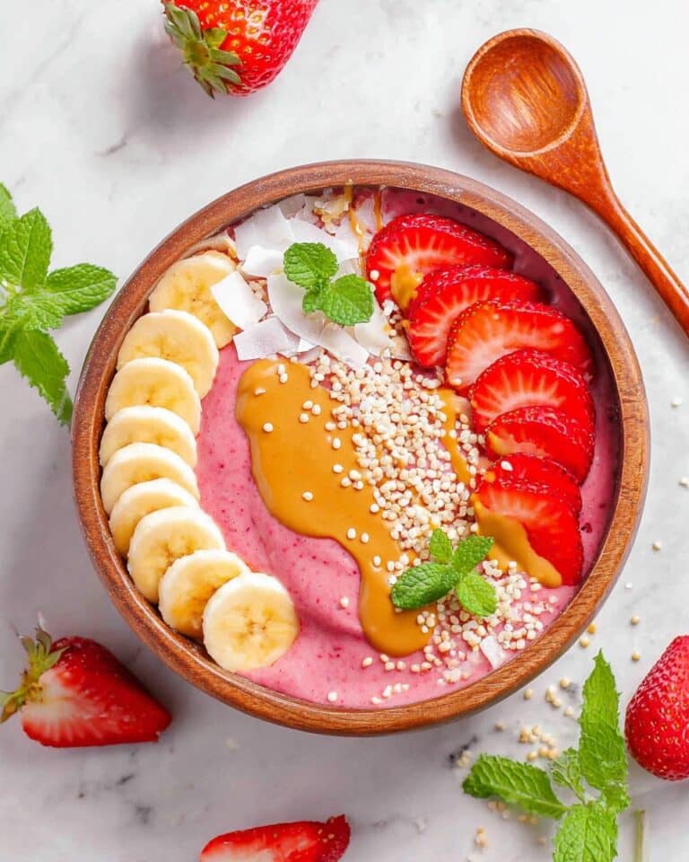 Strawberry Smoothie Bowl Recipe