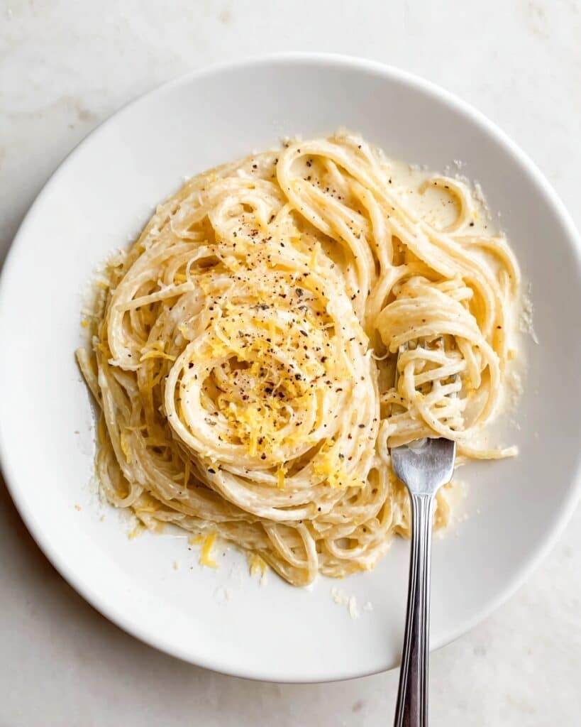 Creamy Garlic Parmesan White Pasta Sauce Recipe