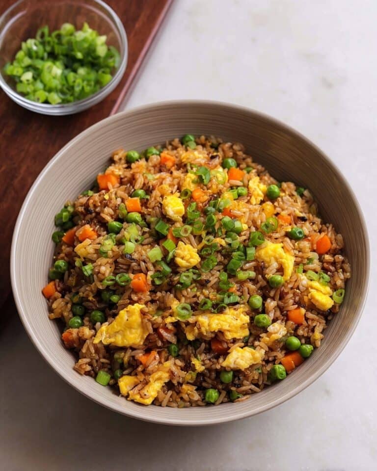 Easy Egg Fried Rice (Chinese Takeaway Style) Recipe